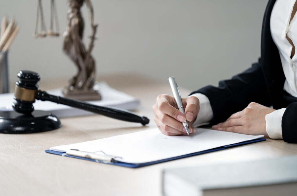 How to Write a Lawyer Debt Collection Letter: Tips & Samples